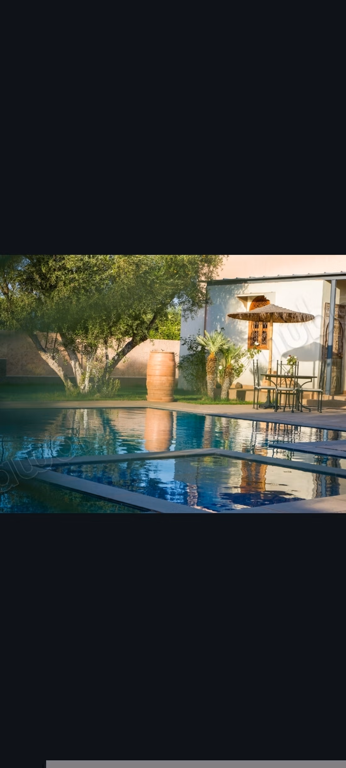 Magnifica villa in vendita in Route de Fez. Superficie 450 m². Arredato