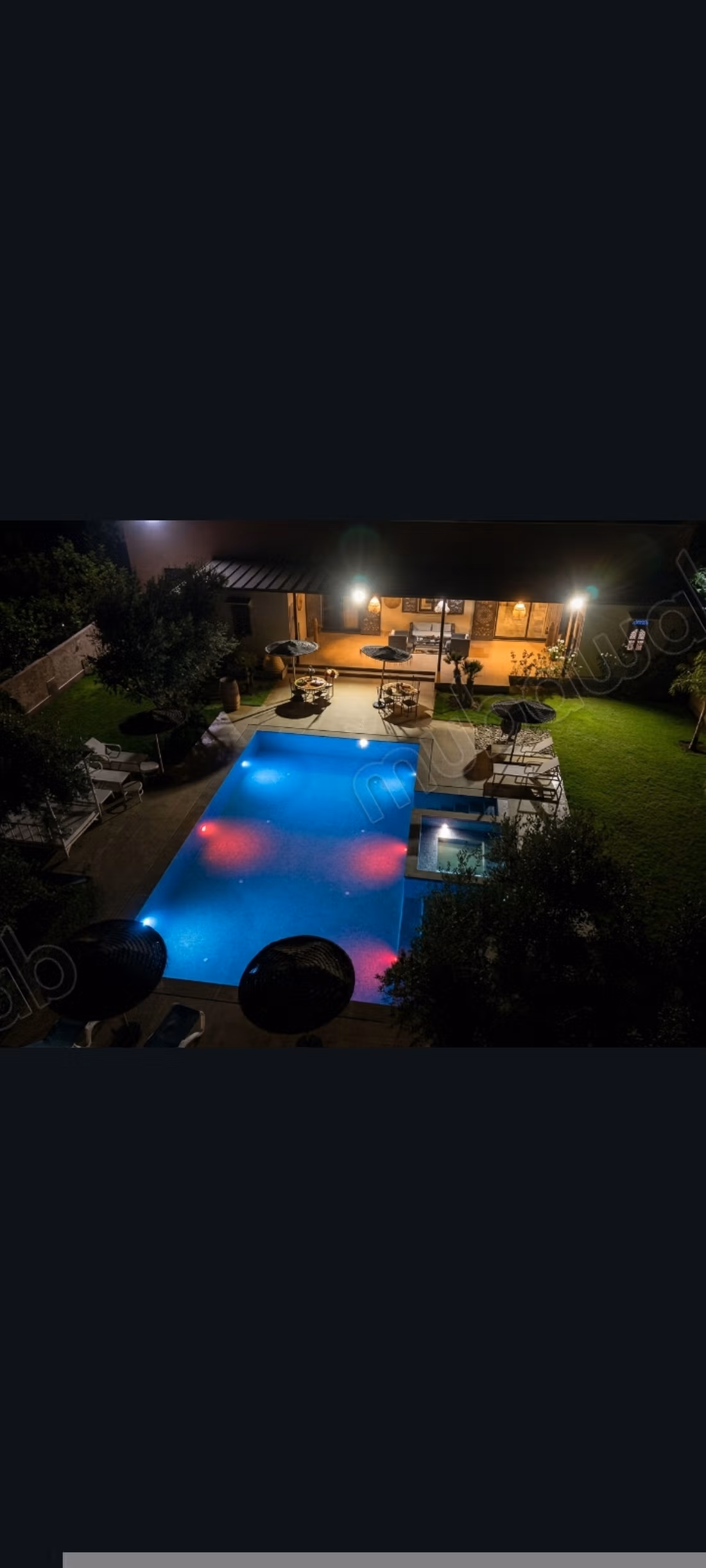 Magnifica villa in vendita in Route de Fez. Superficie 450 m². Arredato