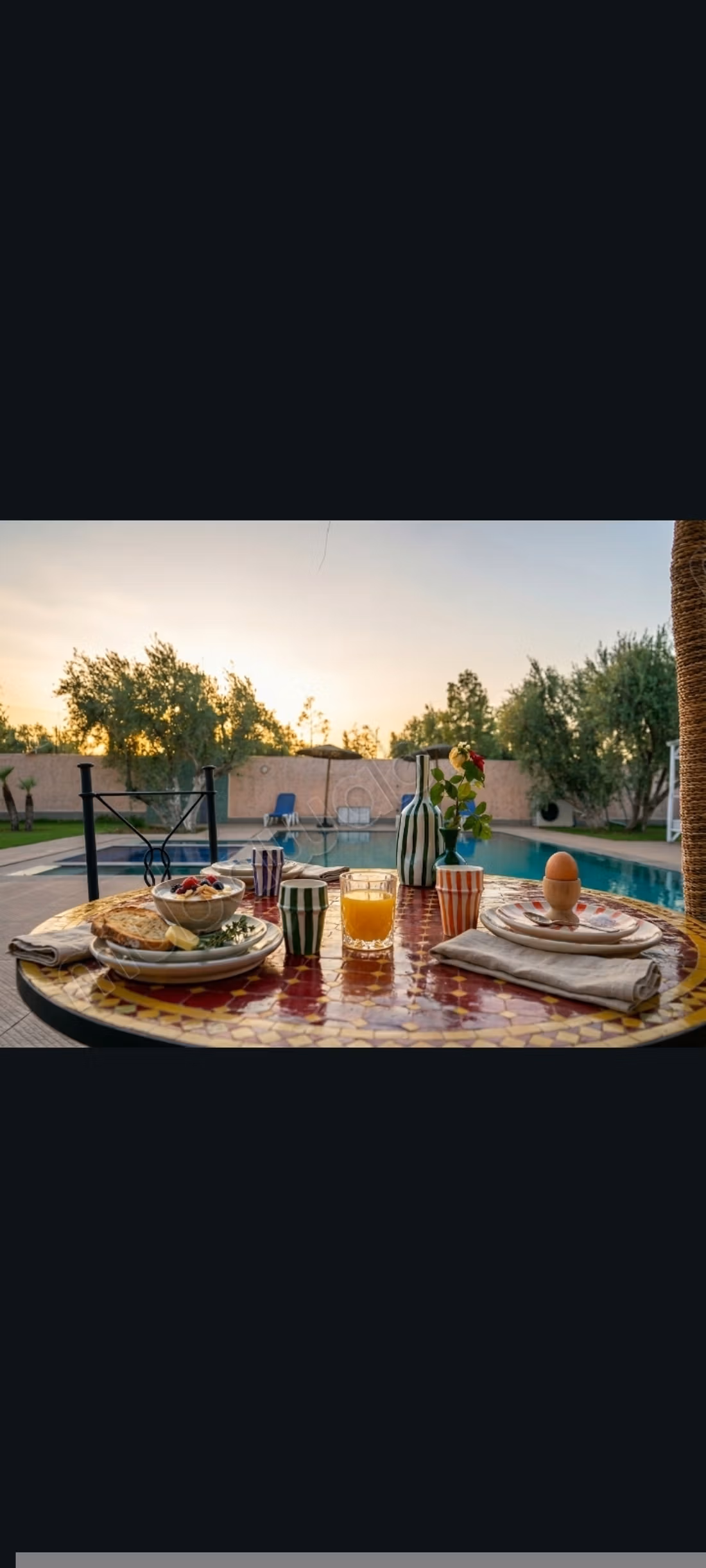 Magnifica villa in vendita in Route de Fez. Superficie 450 m². Arredato