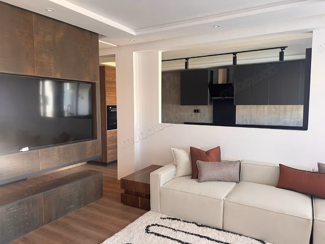 Appartamento arredato in affitto di 136 m² a Harhoura