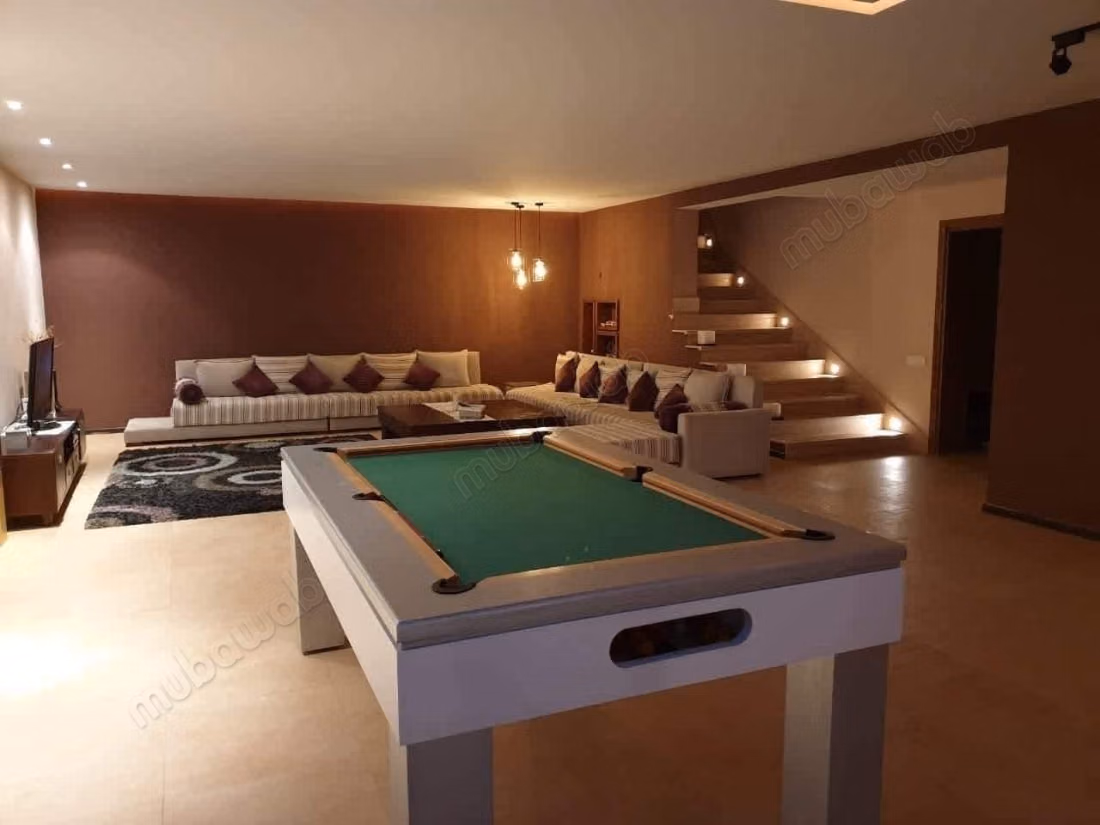 Villa a louer meublé a Dar Bouazza 
devant la plage 
proche du premier mcdo