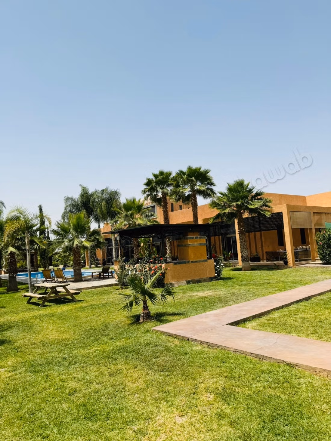 Villa turistica casa per ospiti in vendita