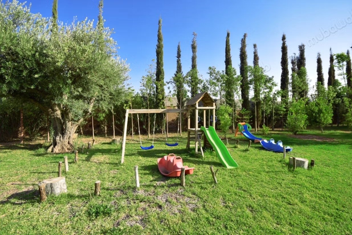 Villa turistica casa per ospiti in vendita