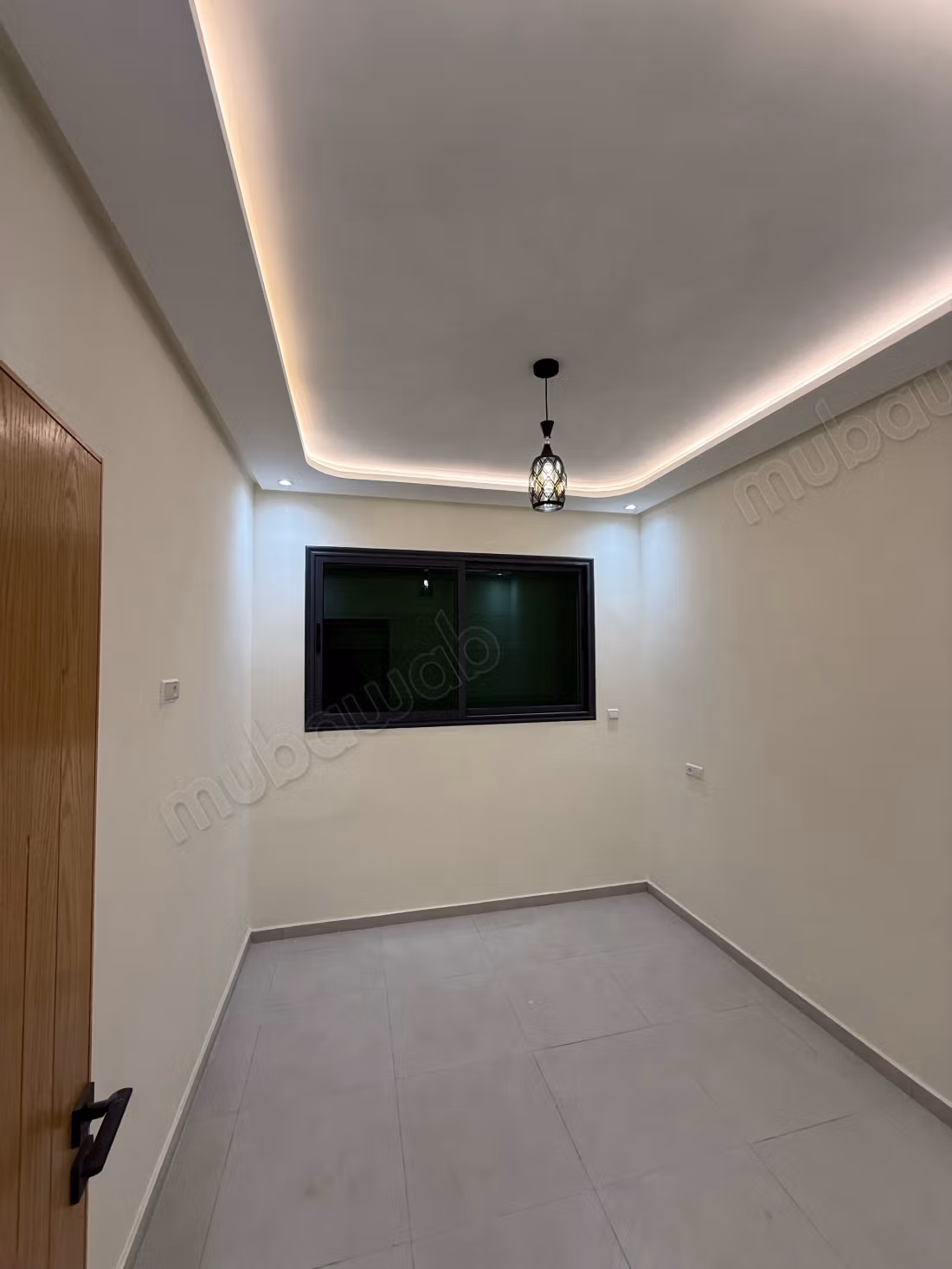 Vender apartamento en Al Kawtar. Área 60 m². Puerta reforzada, salón marroquí