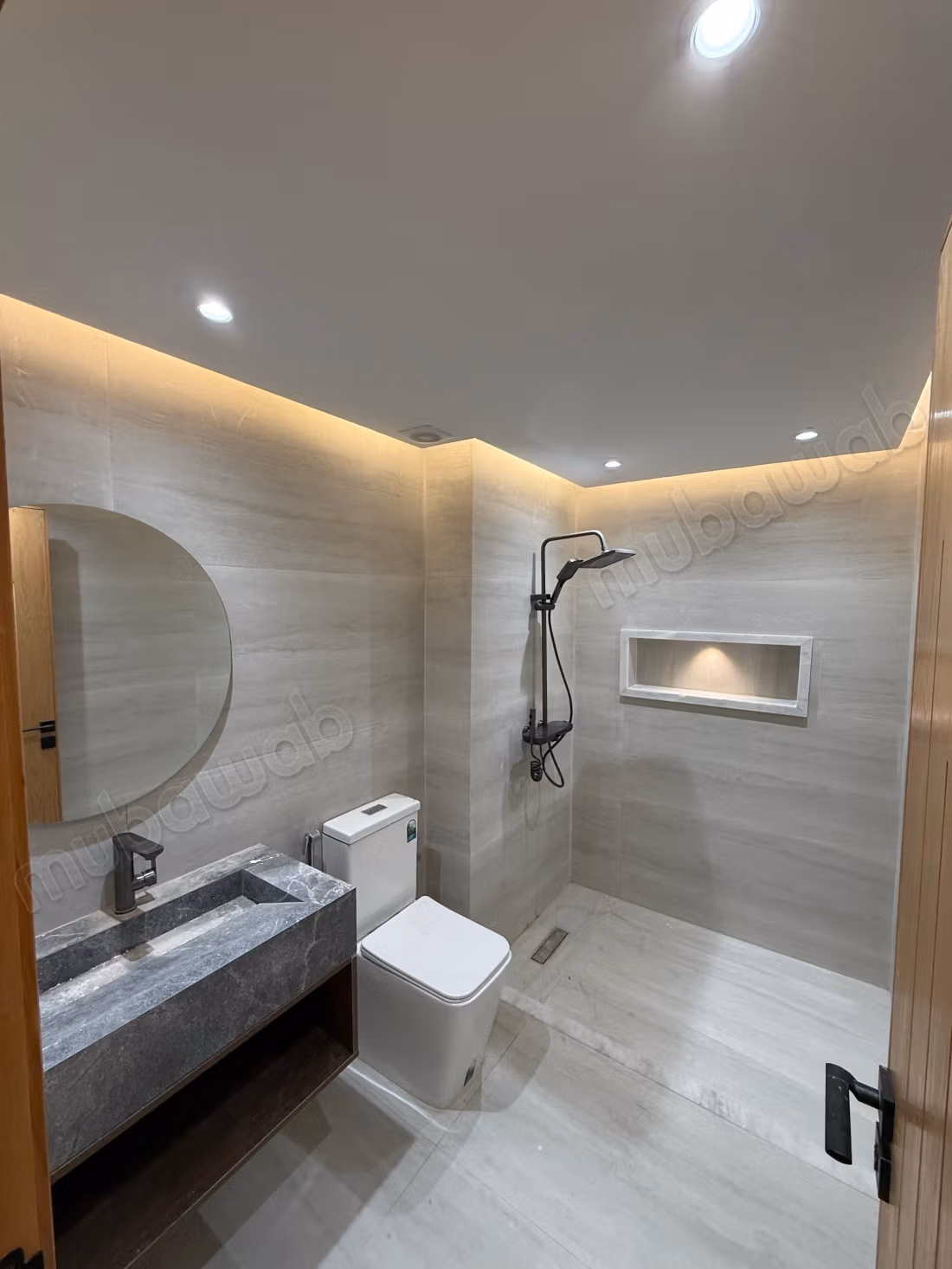 Vender apartamento en Al Kawtar. Área 60 m². Puerta reforzada, salón marroquí