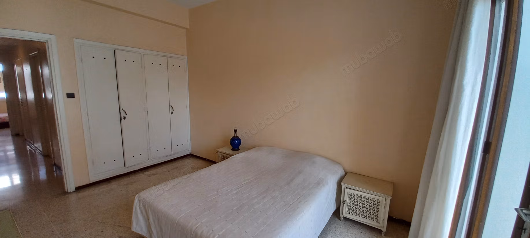 Beautiful apartment for sale in Lusitania. Area 200 m². With elevator and terrace