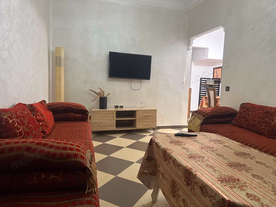 Affitto stagionale a Medina. 2 camere belle. Porta blindata, sicurezza