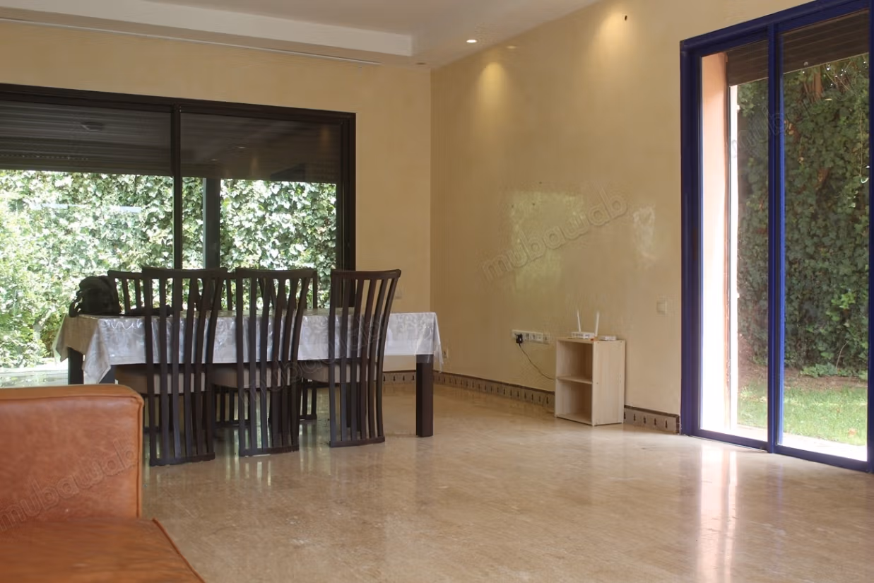 Villa for Sale on a Three-Faced Garden