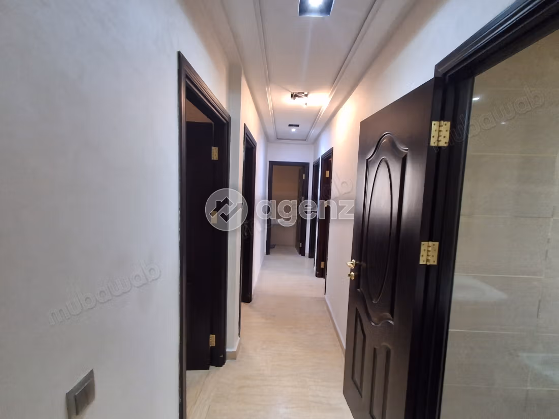 Appartamento in vendita 102 m², 2 camere Lissasfa Casablanca