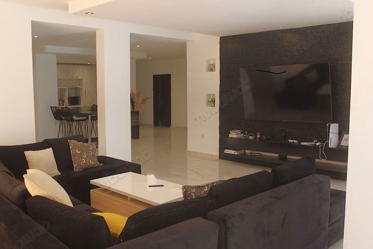 APPARTAMENTO UNICO con piscina privata