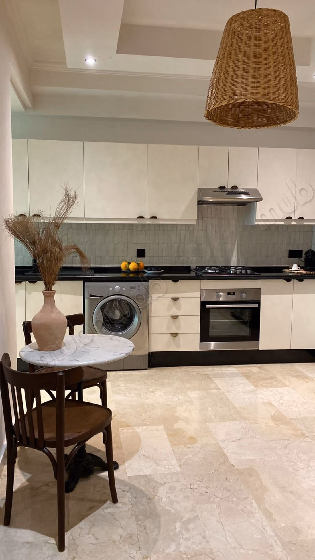 Affitta questo appartamento nel Triangolo d'Oro. 2 camere confortevoli. Ben arredato