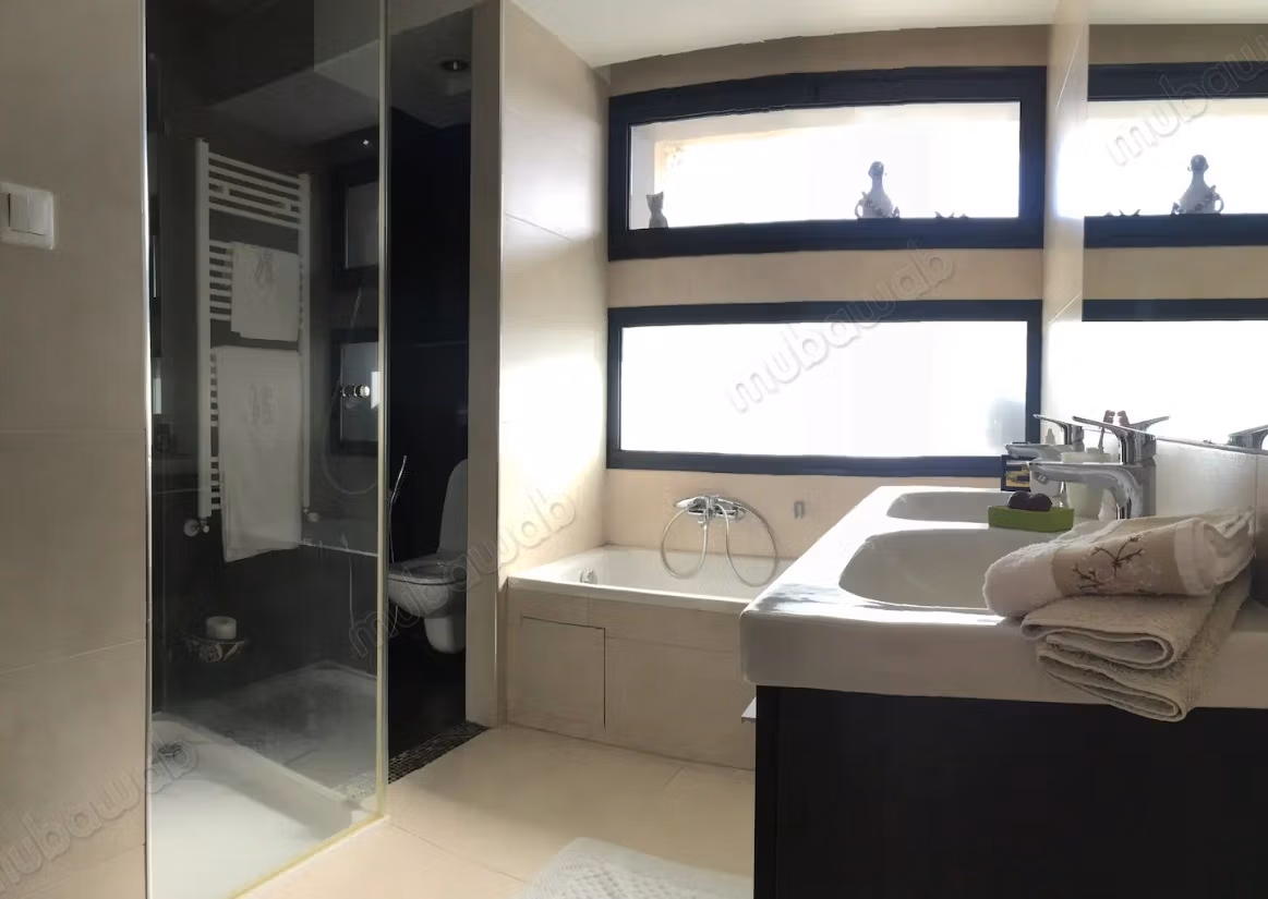 Penthouse 410 m² – Piscine & vue dégagée