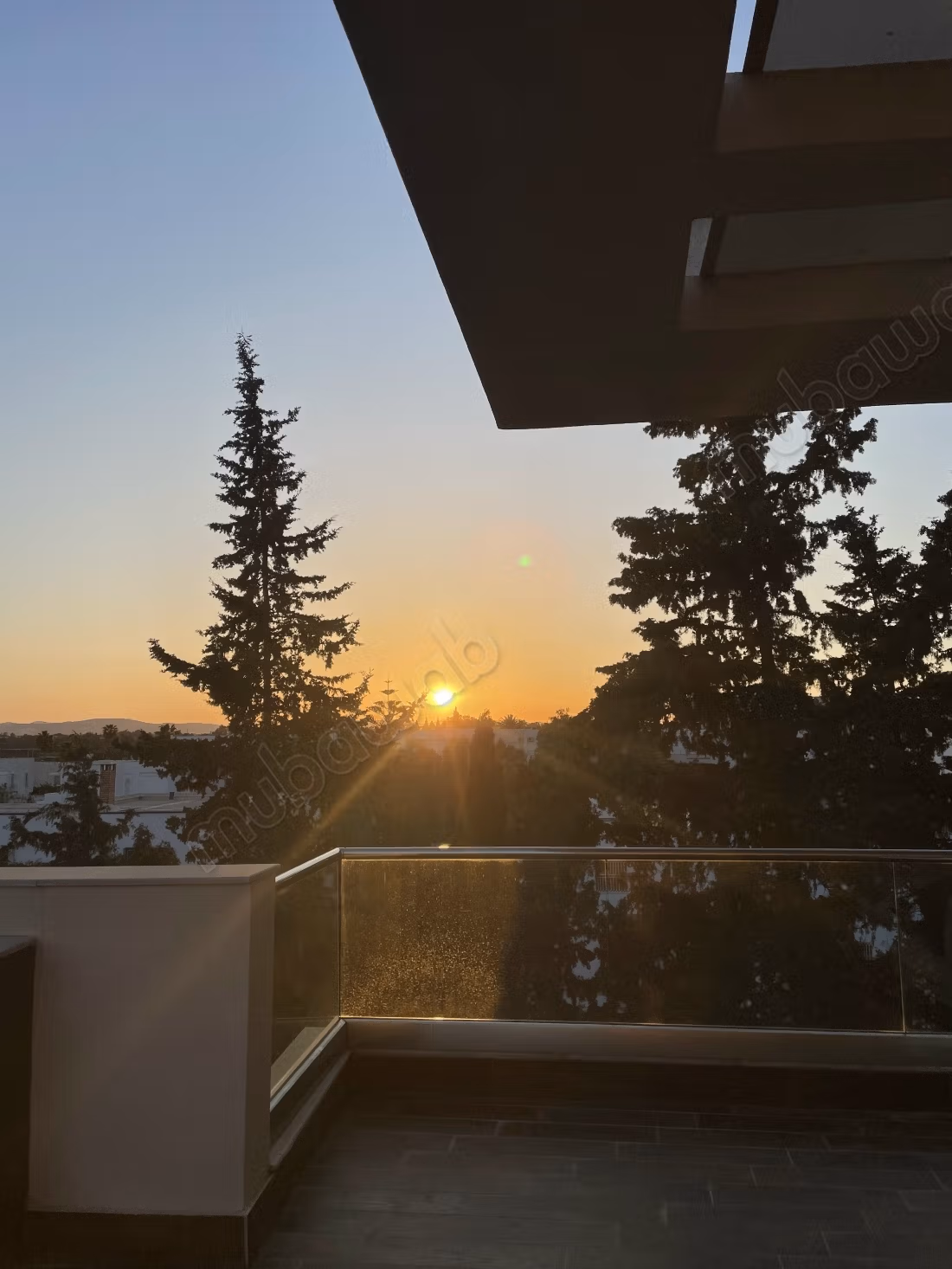 Penthouse 410 m² – Piscine & vue dégagée