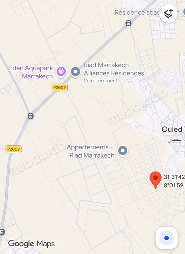 Land 300 m² for villa with pool