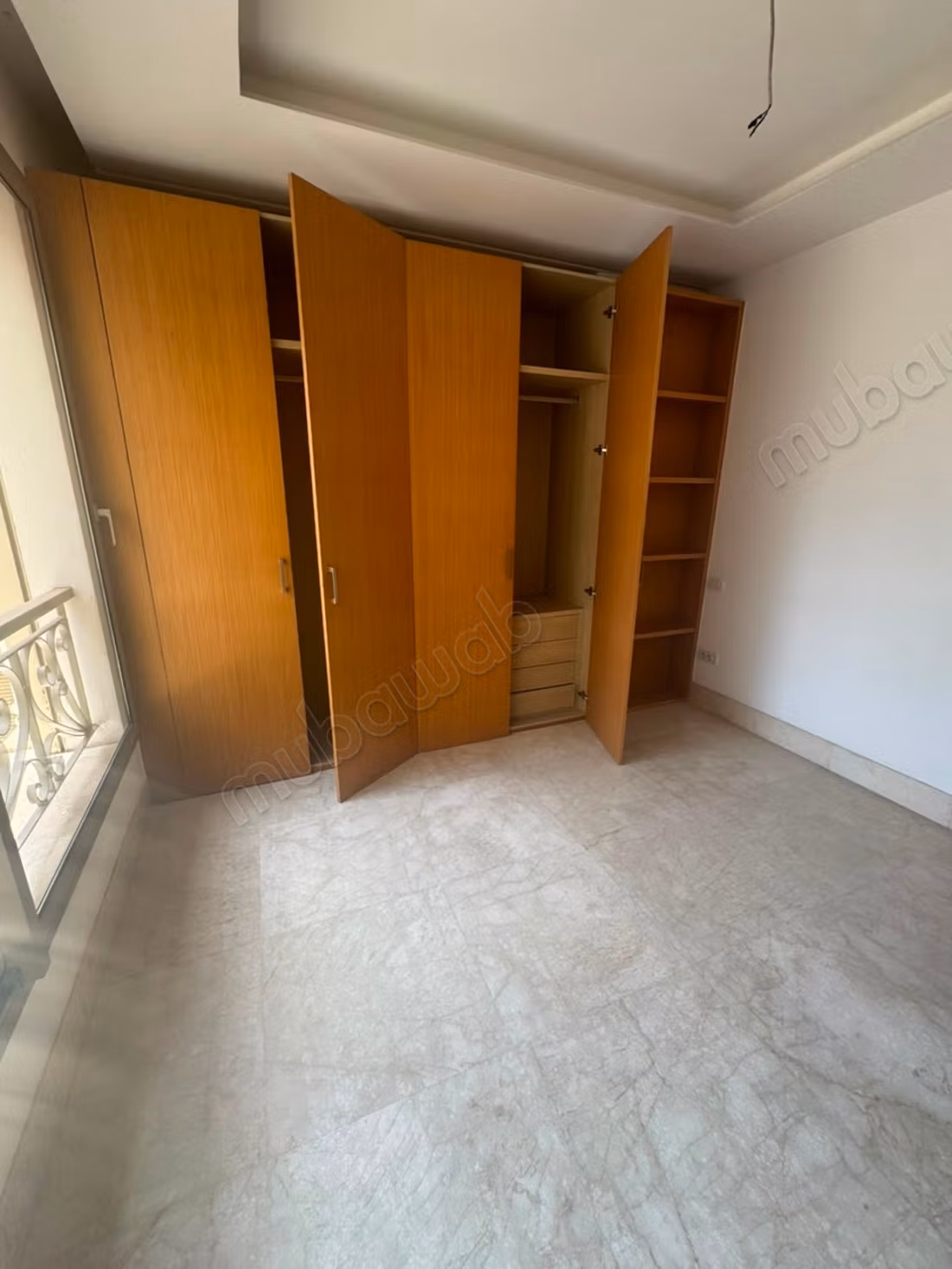 Affitta un appartamento a Racine. 2 belle camere. Residenza con custode, aria condizionata generale