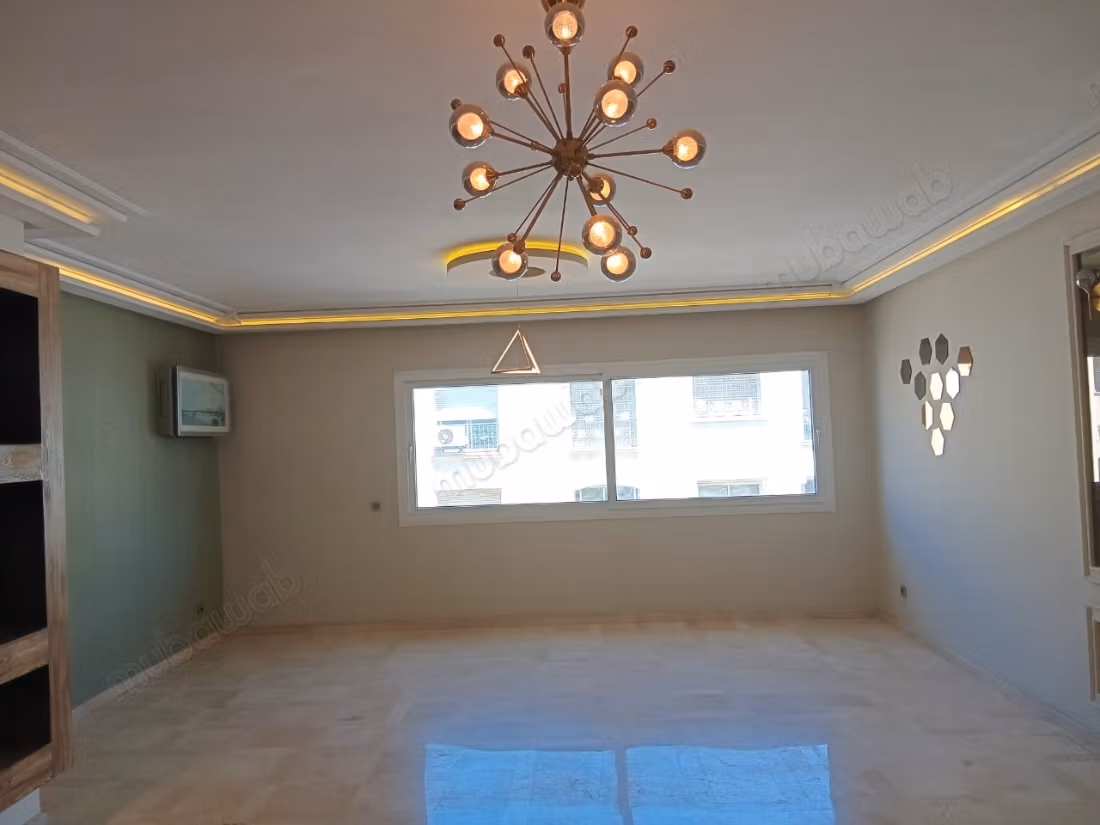 Find an apartment for rent in Racine. 
5 comfortable rooms. 
Carpark, Balcony