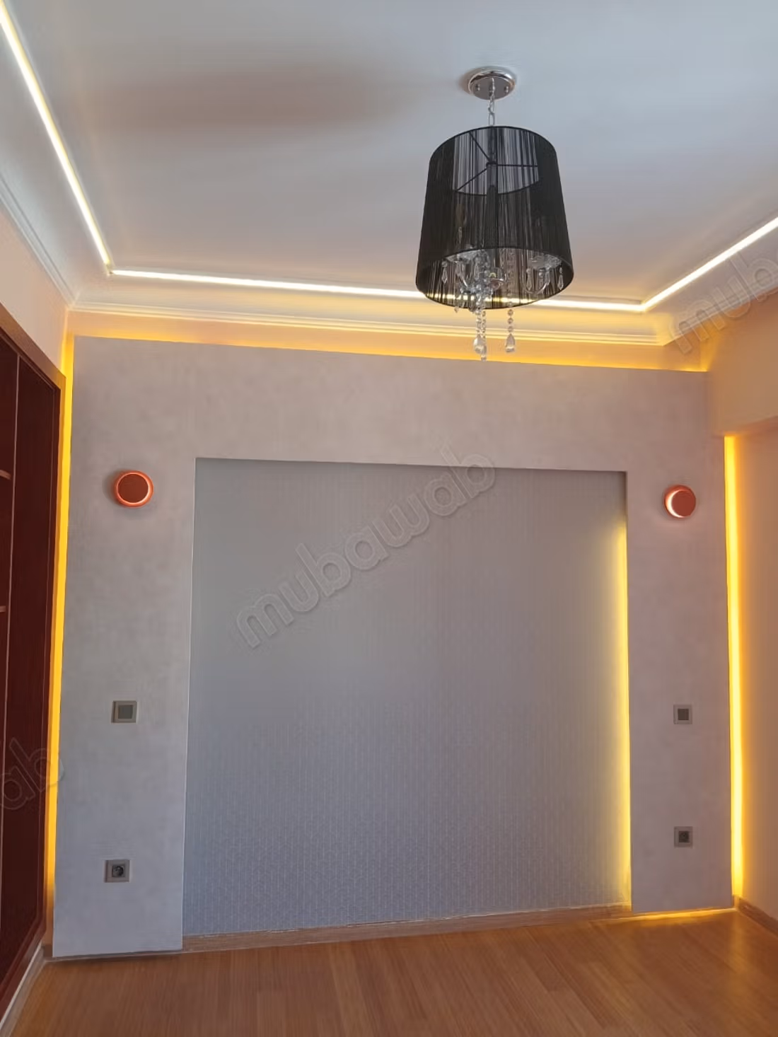 Find an apartment for rent in Racine. 
5 comfortable rooms. 
Carpark, Balcony