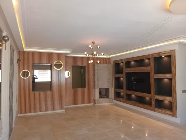 Find an apartment for rent in Racine. 
5 comfortable rooms. 
Carpark, Balcony