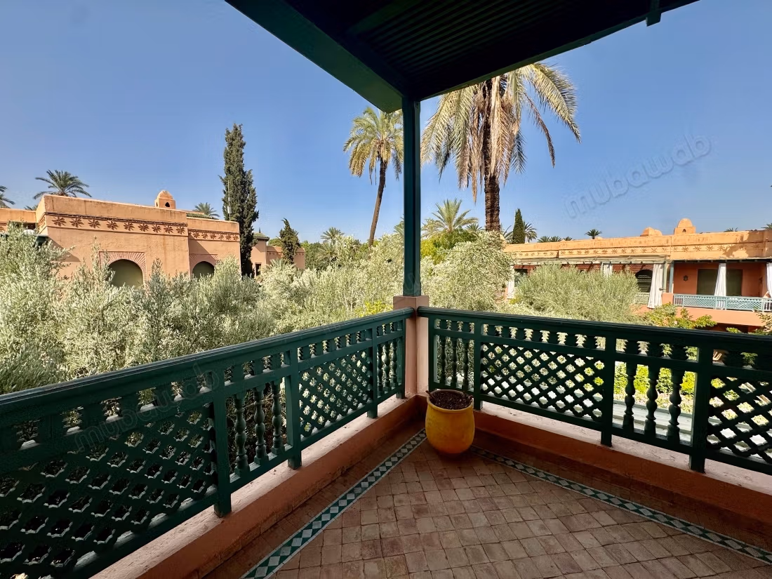 Appartamento con 2 camere da letto e grande terrazza