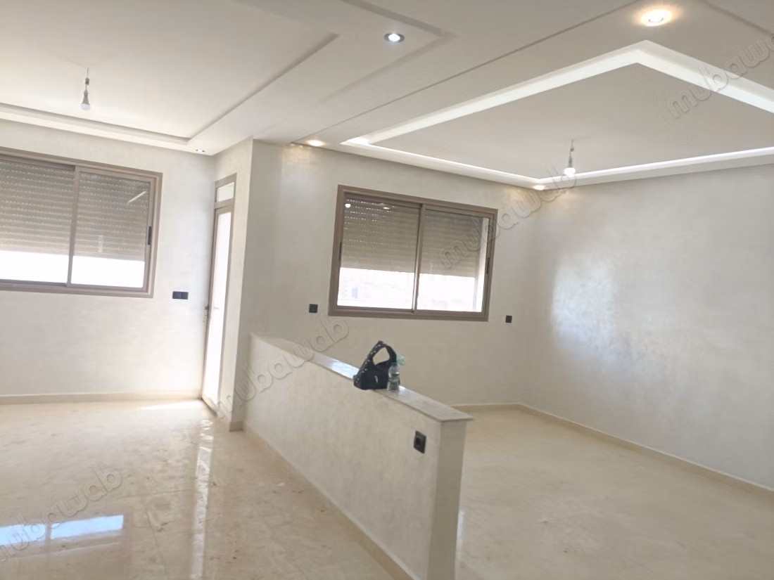 Zeer mooi 4-kamerappartement nieuw in Salé