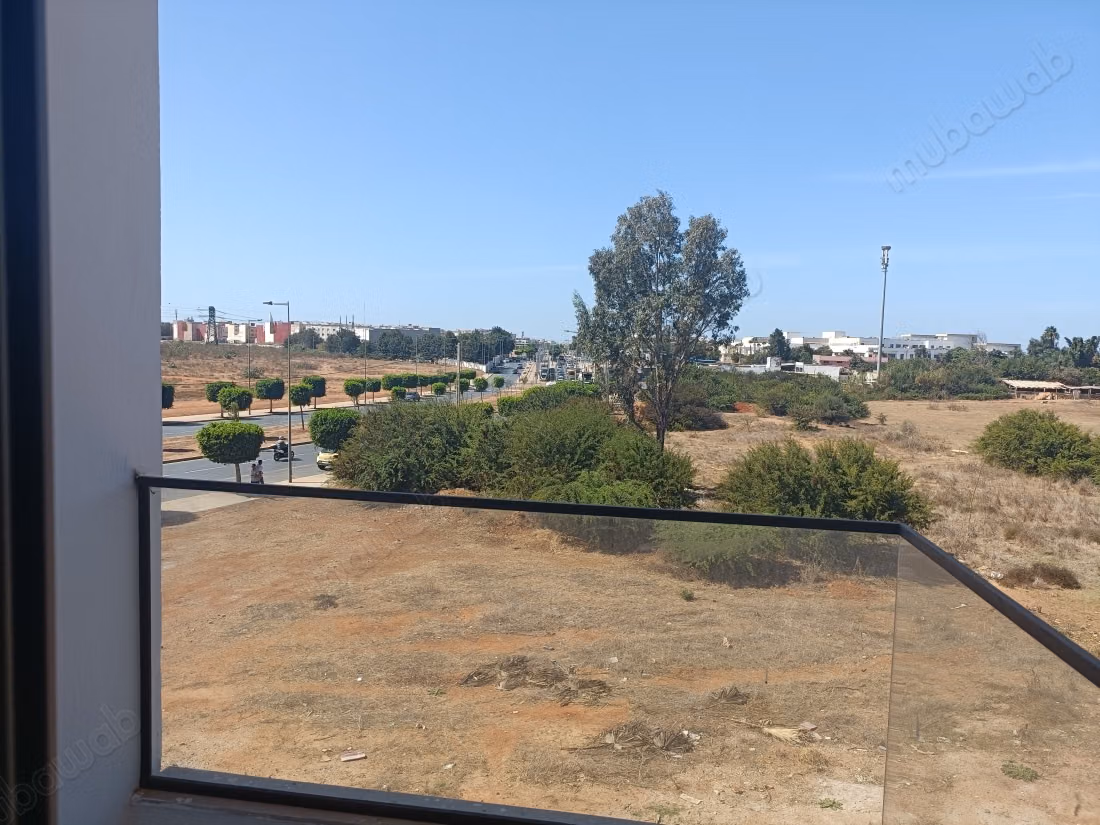 Zeer mooi 4-kamerappartement nieuw in Salé
