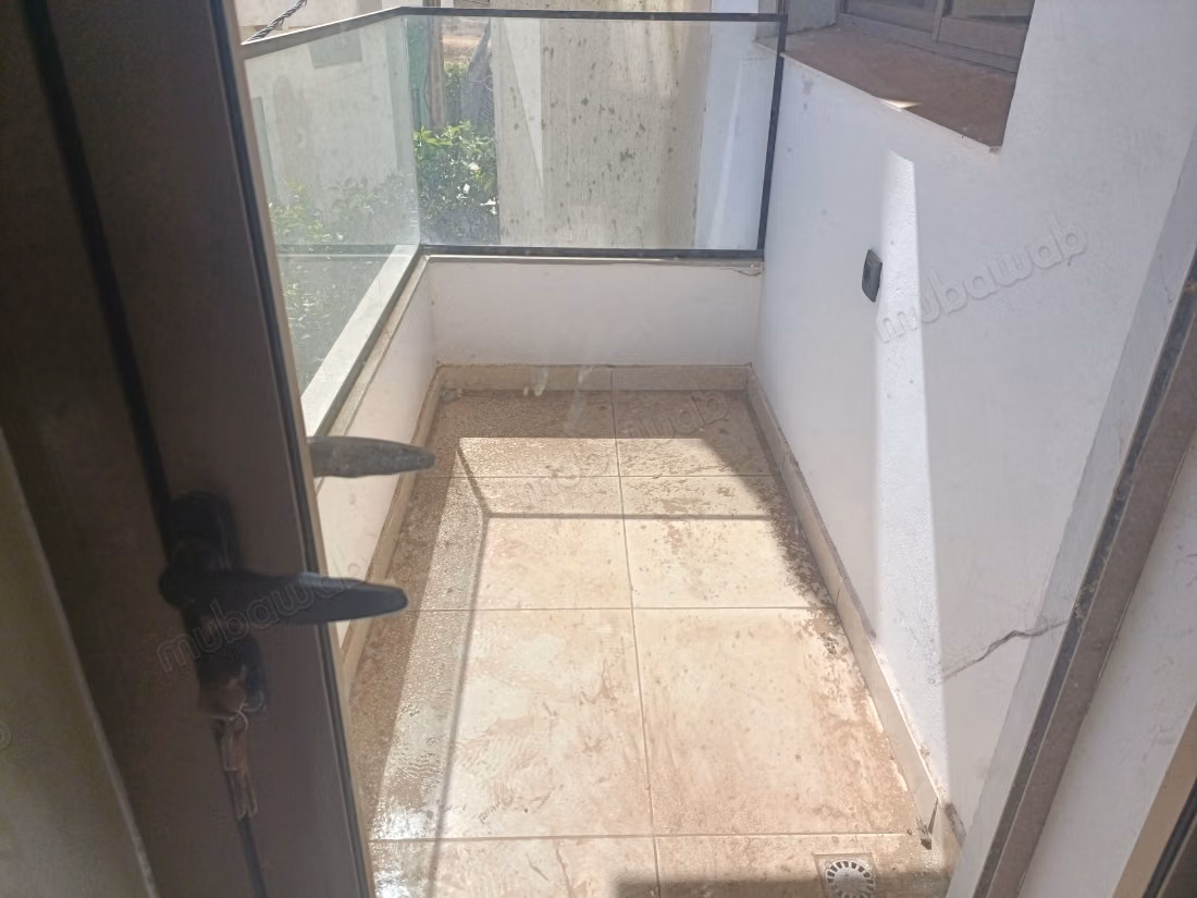 Zeer mooi 4-kamerappartement nieuw in Salé