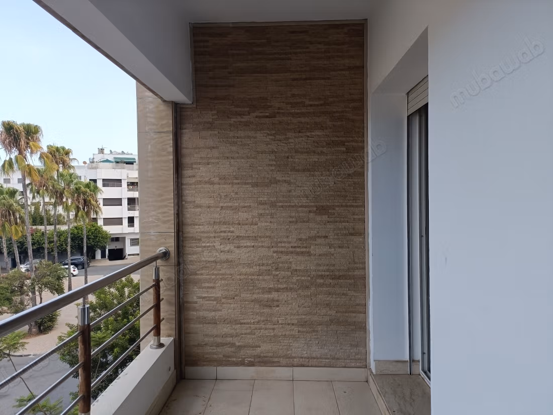 Very nice empty 4-room apartment in Agdal