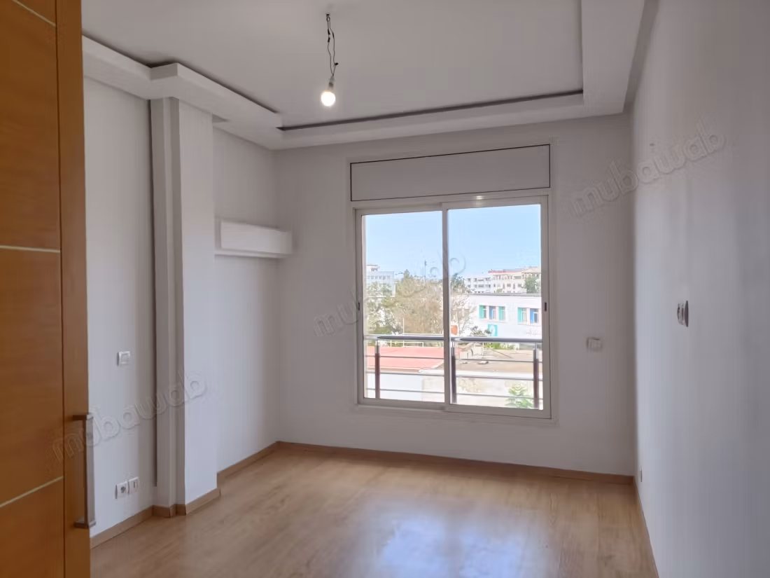 Very nice empty 4-room apartment in Agdal