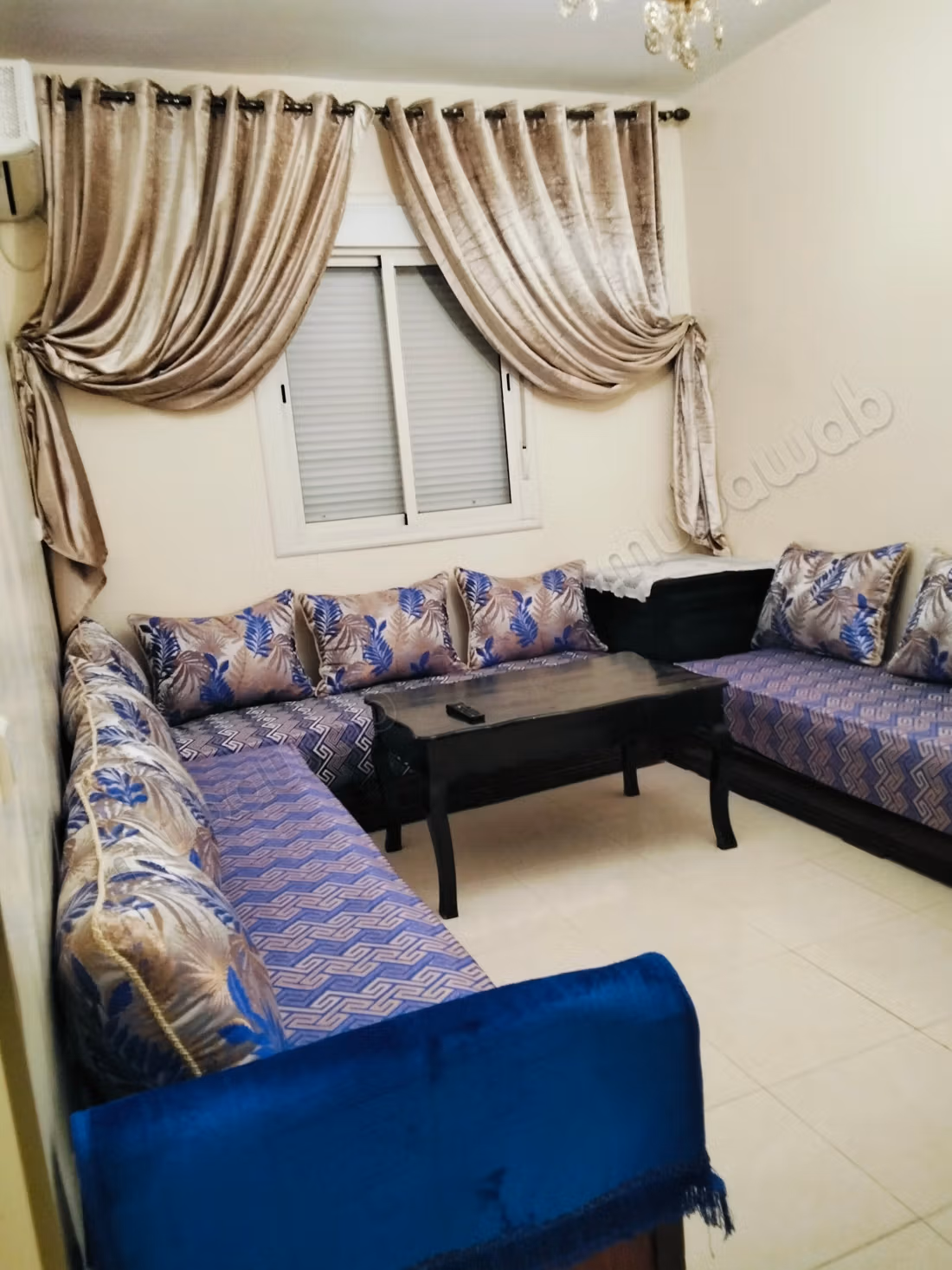 Holiday apartment for rent in Gueliz. Surface area 65 m². Residence with concierge, general air conditioning