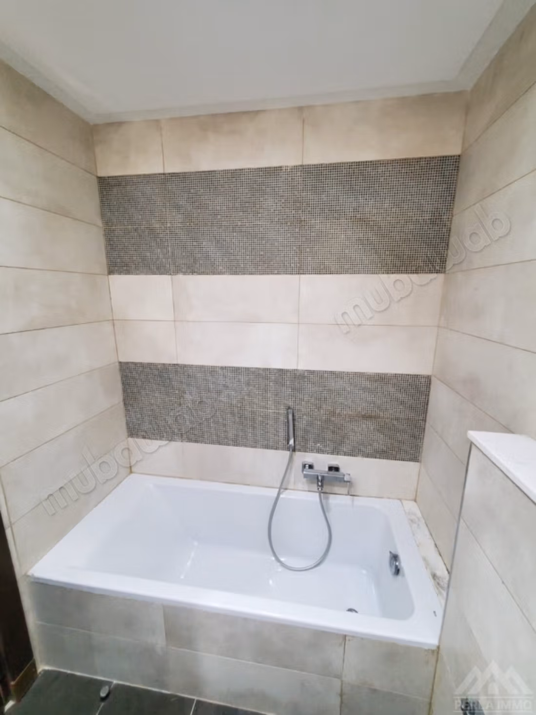 À vendre un appartement s1 à la soukra