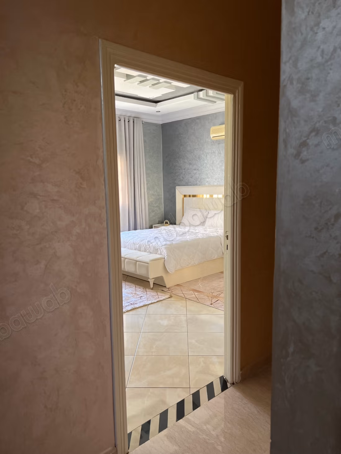 Chambre meublée à louer – Fille uniquement