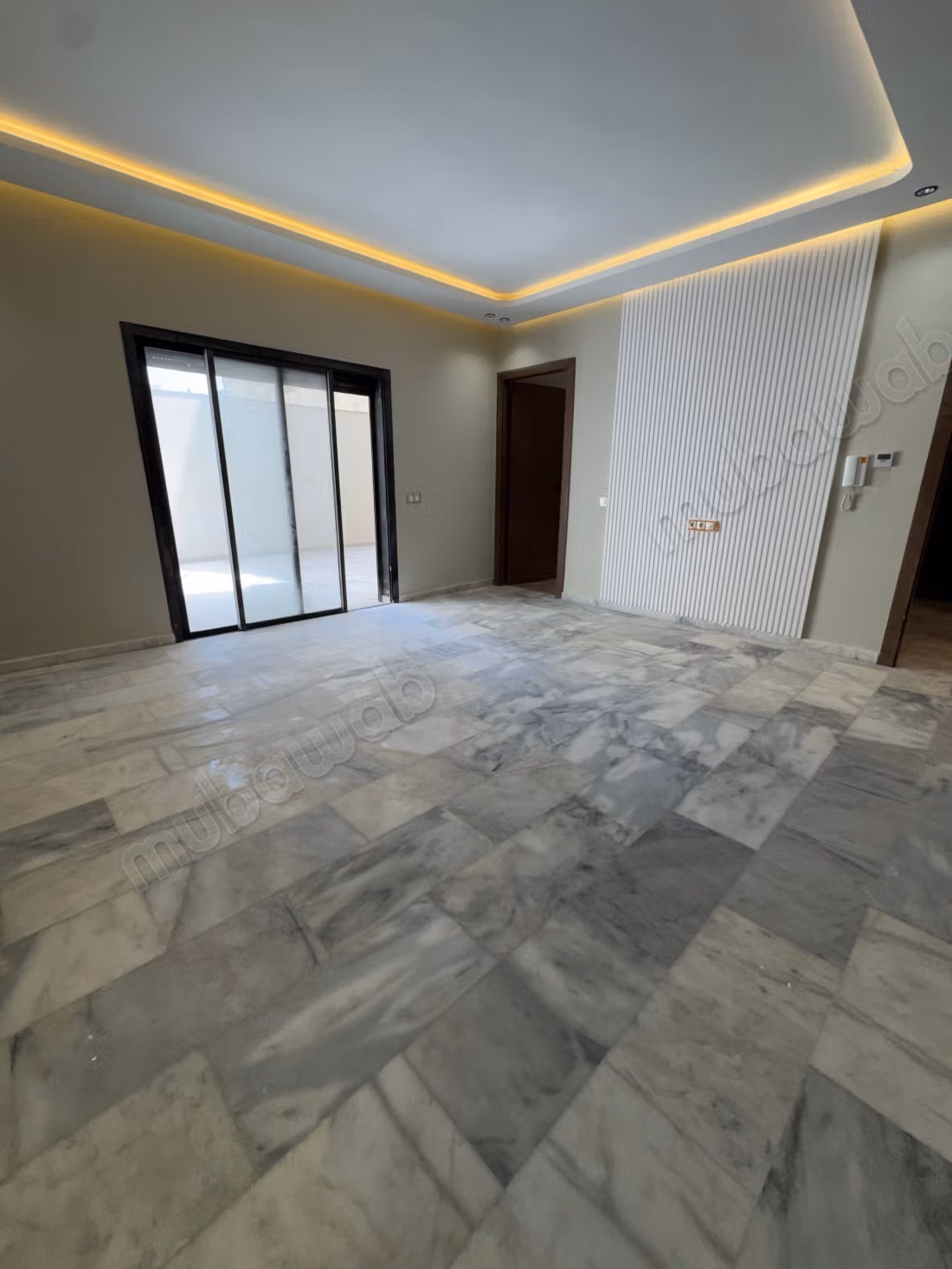 Studio in vendita a Beausejour accanto a CFC
