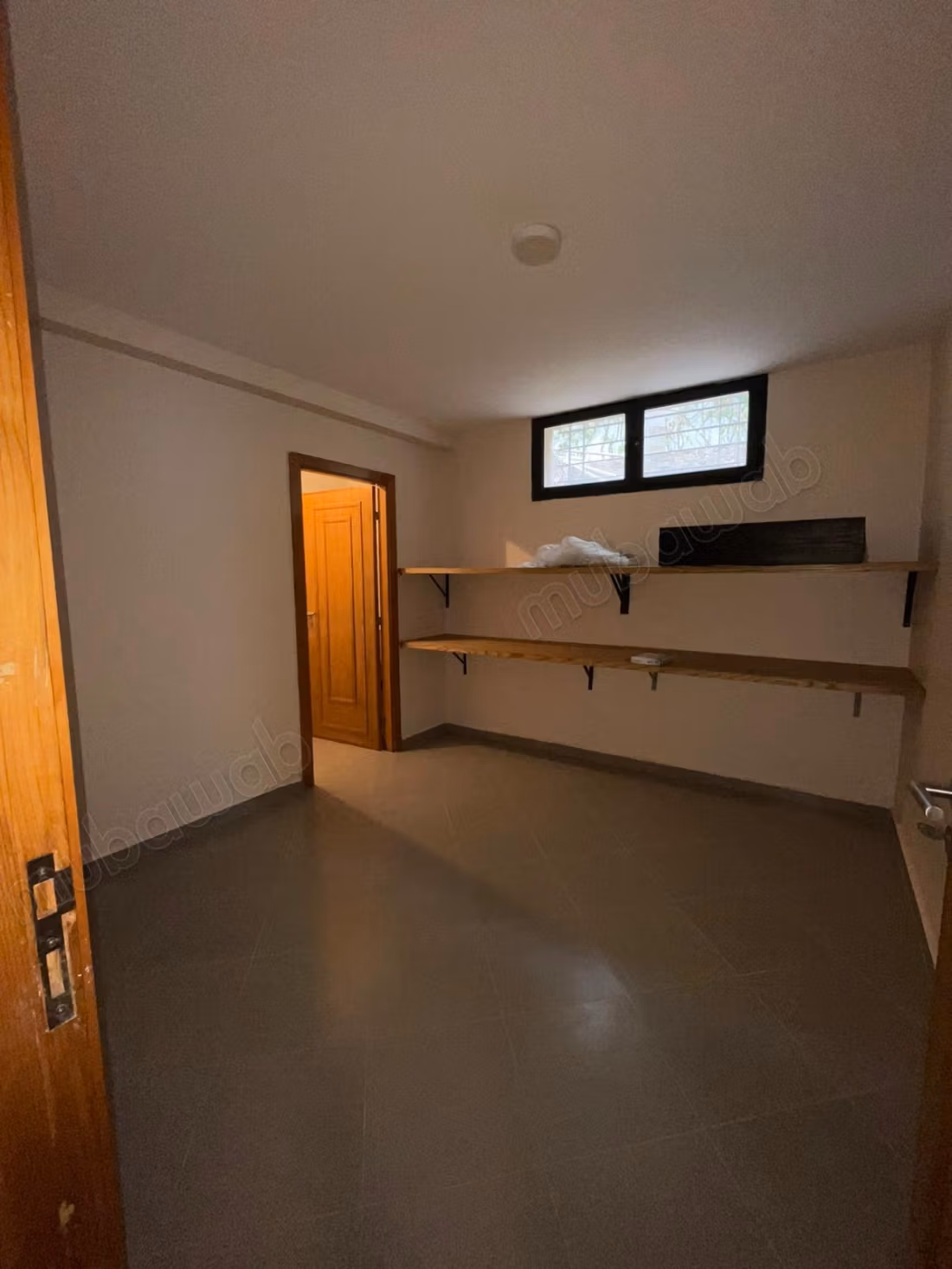 Studio for sale in Beausejour next to CFC