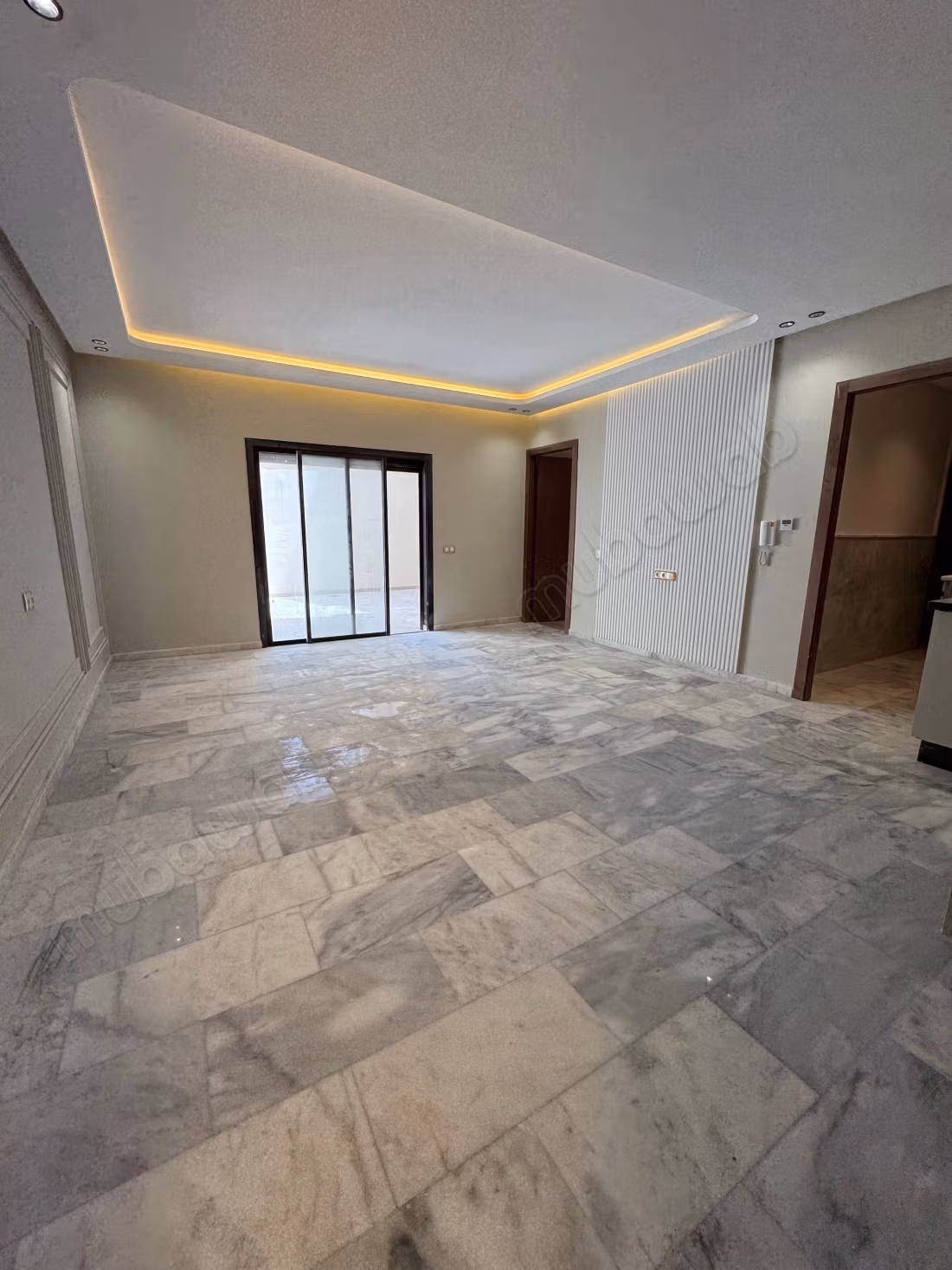 Studio in vendita a Beausejour accanto a CFC