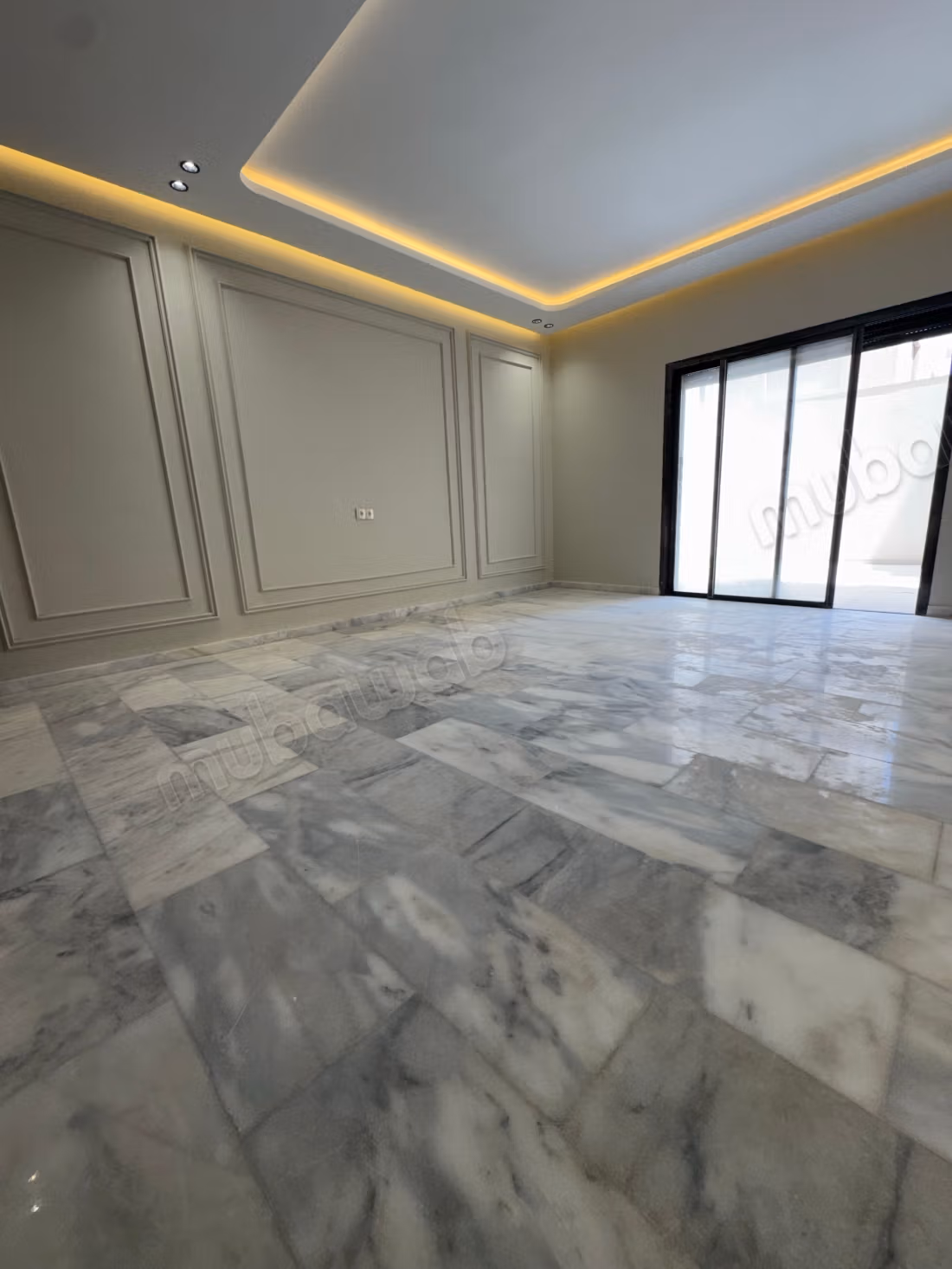 Studio in vendita a Beausejour accanto a CFC