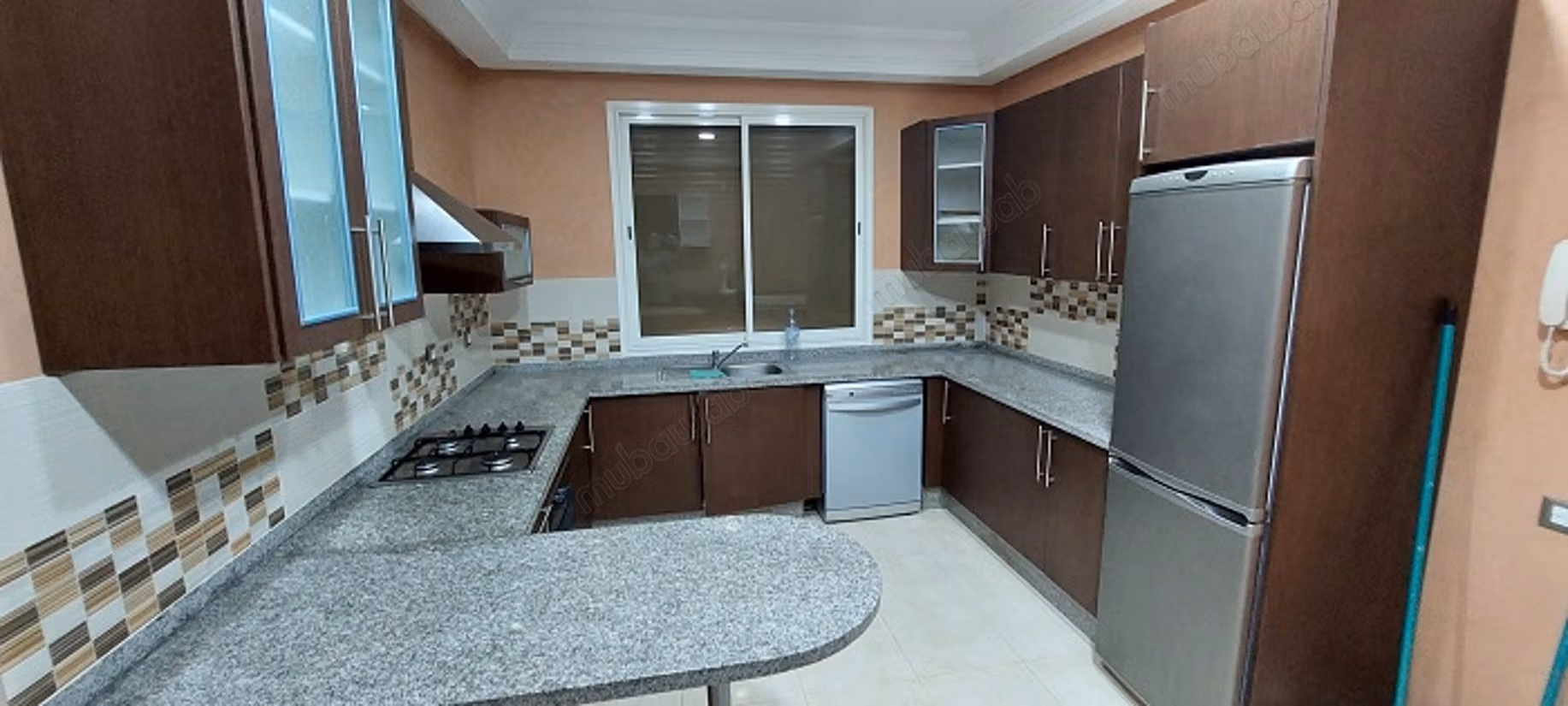 Villa with pool in a secured residence
