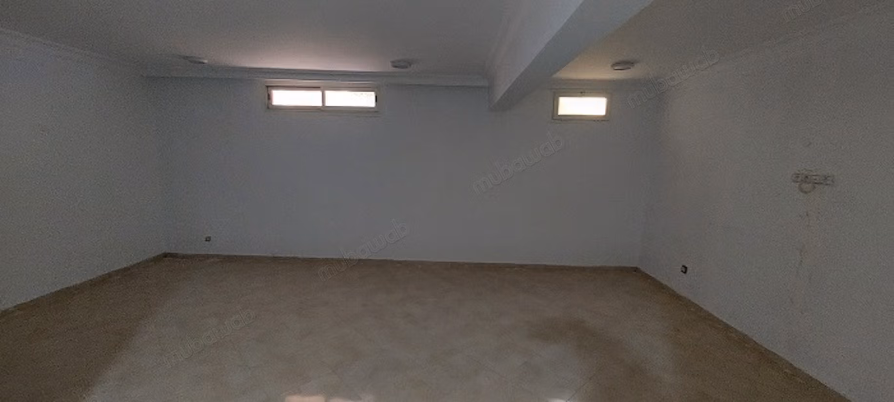 Villa with pool in a secured residence