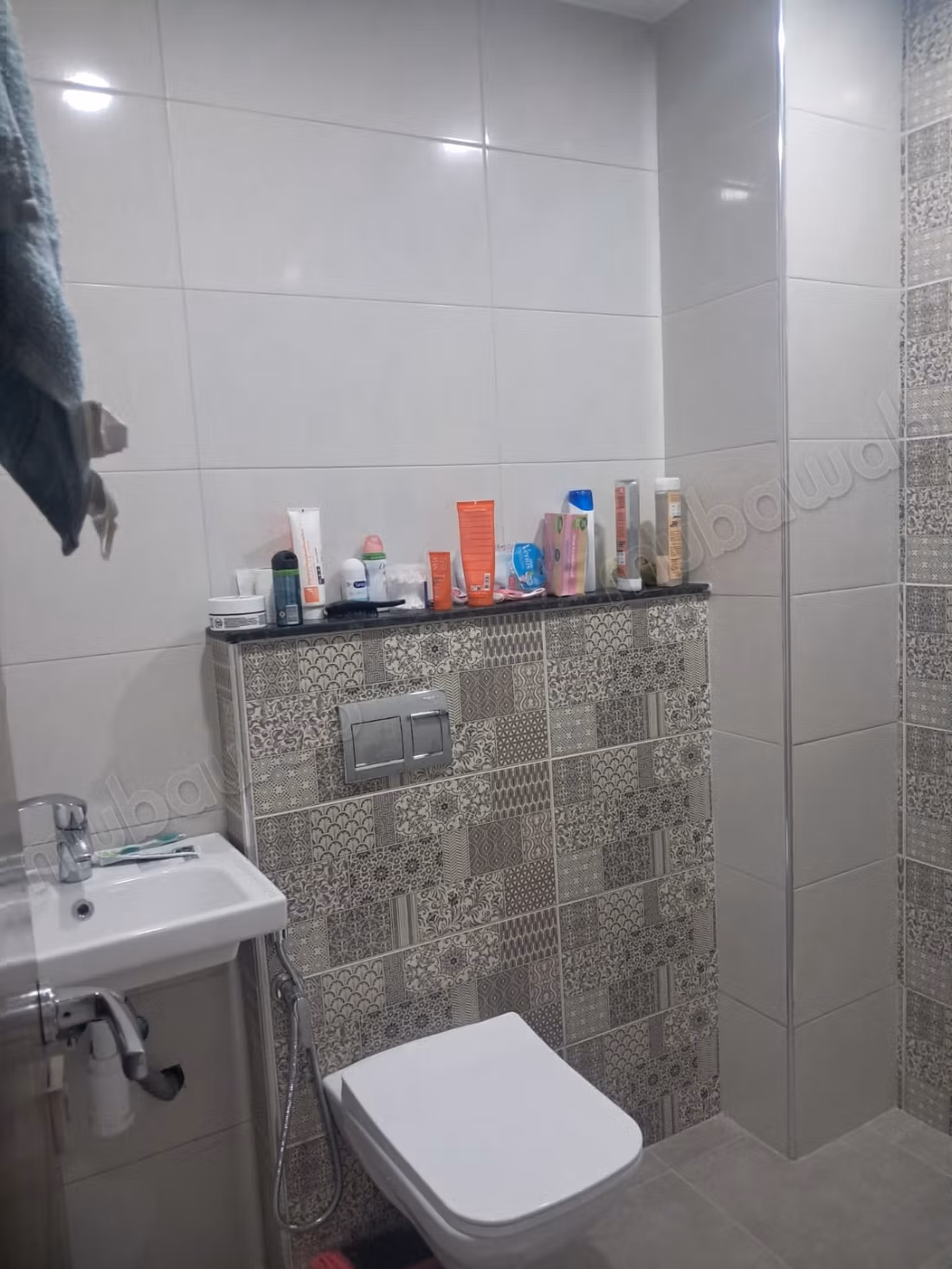 Bell'appartamento in vendita a Hay Mohammadi. 3 camere confortevoli. Ben arredato