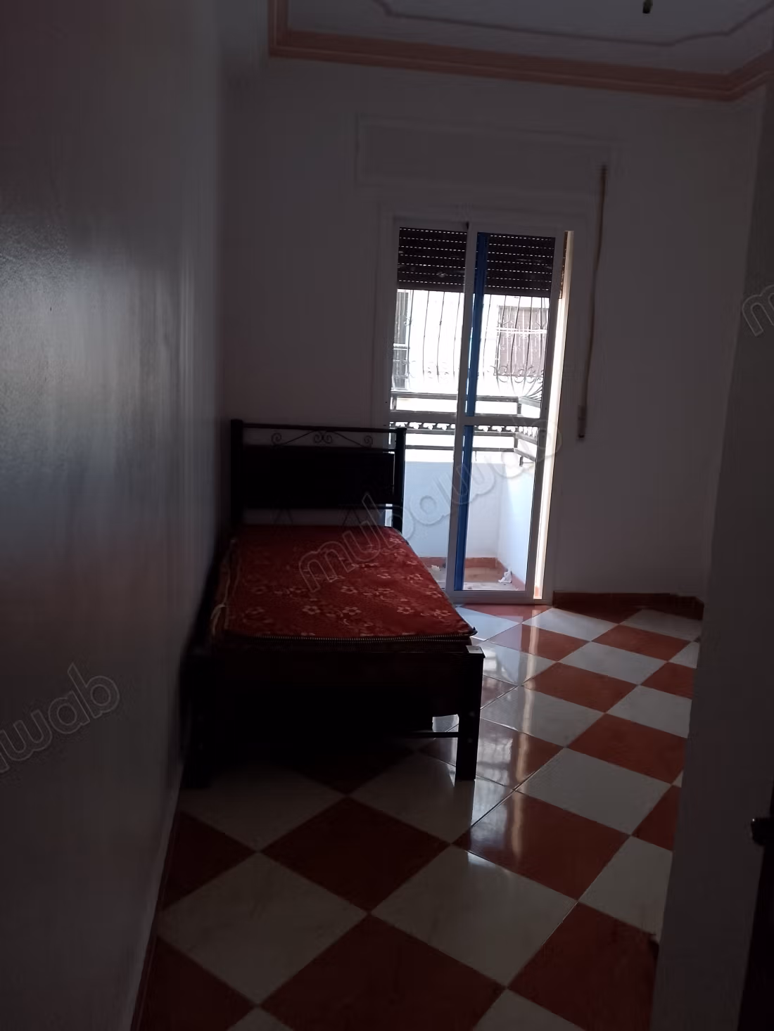 Mooie appartement te koop. 4 kamers. Parabool