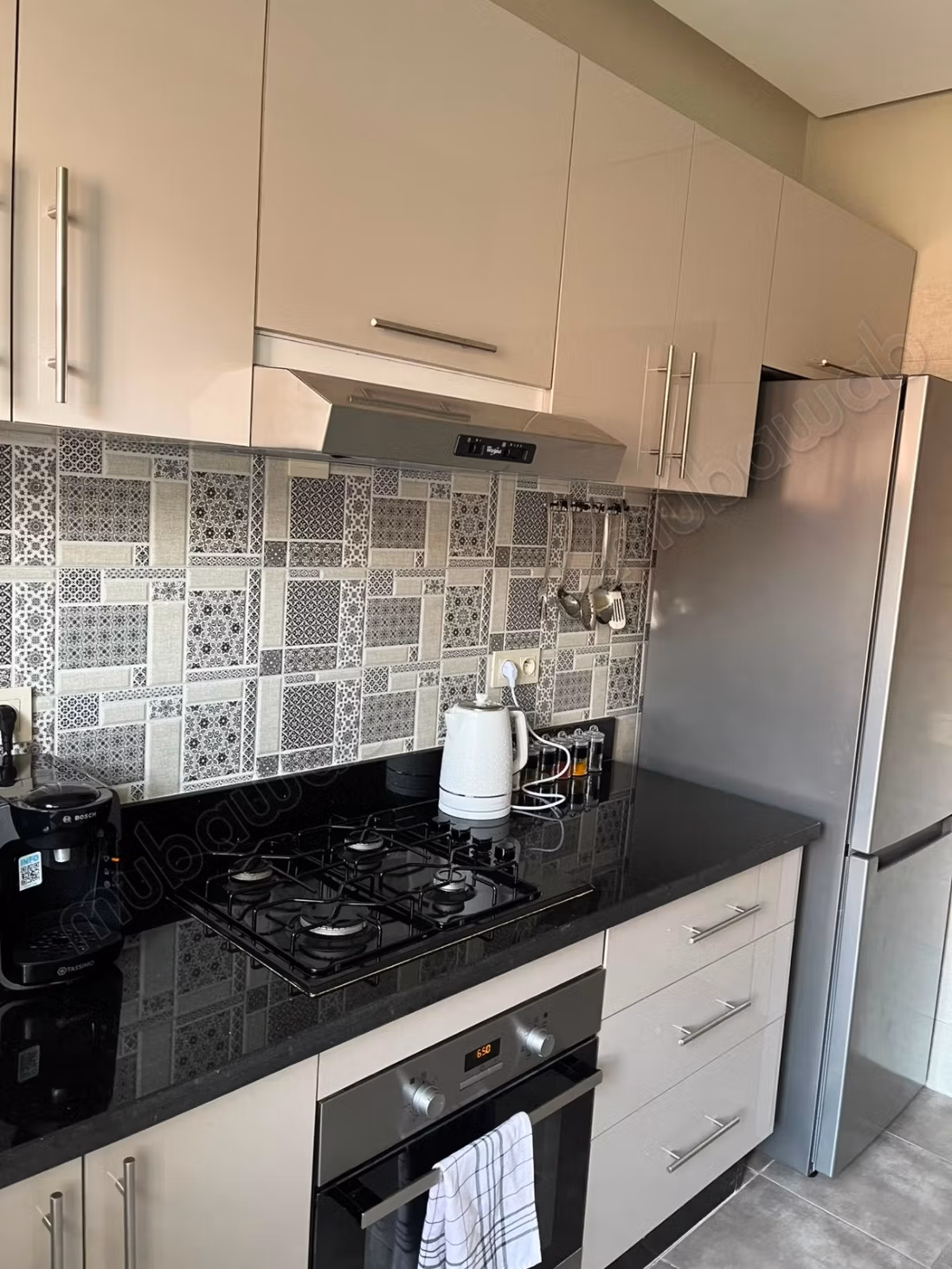 Appartement à louer, Rond Point Chrifia