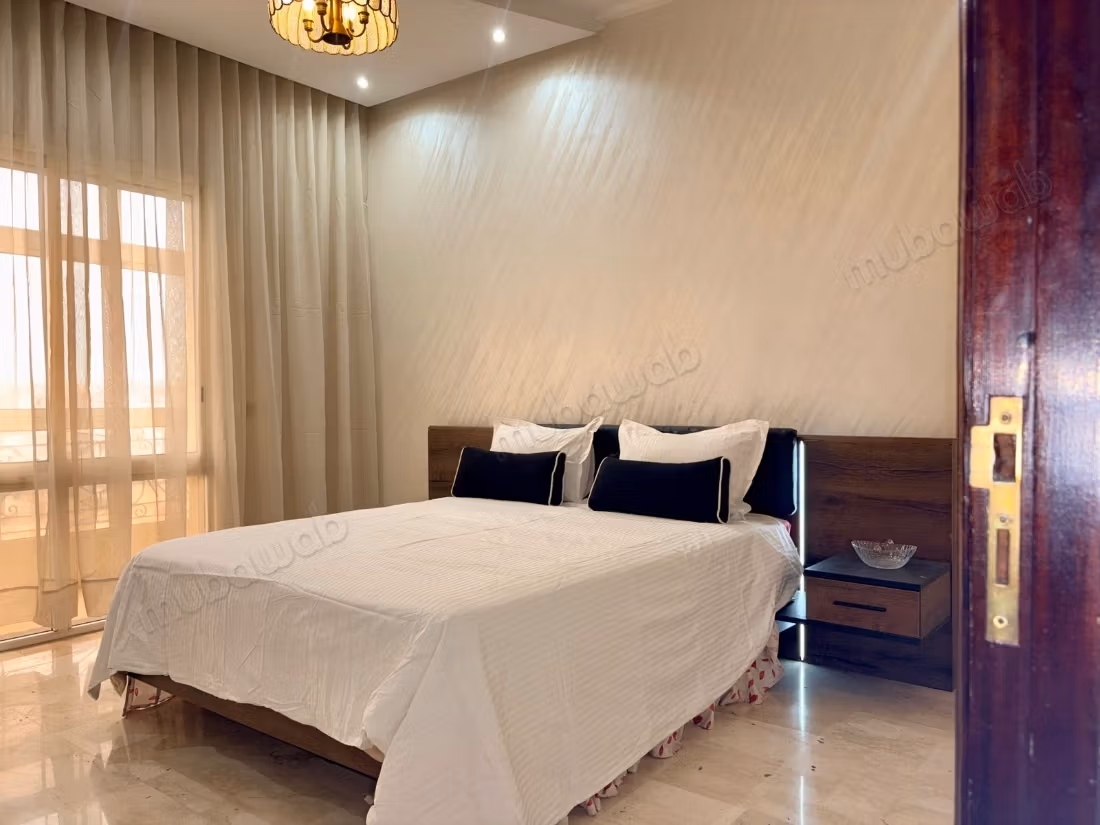 2-slaapkamer appartement te huur per dag in 2 maart