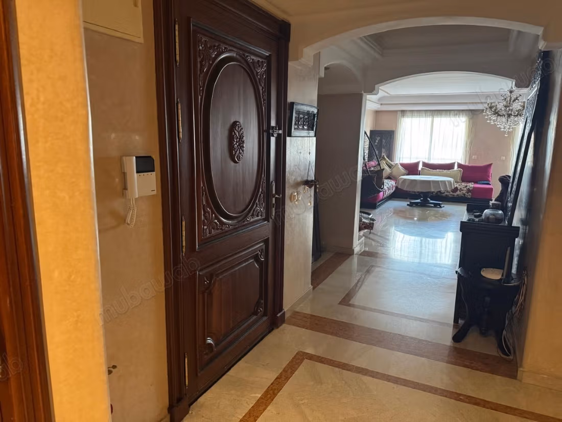 Urgent Vente immediate Appartement Triangle d or