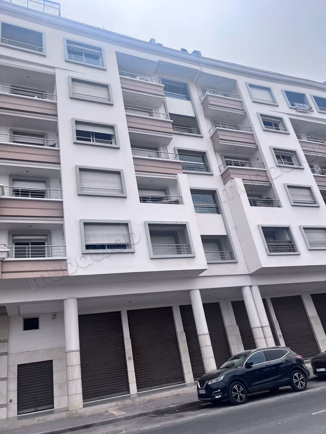 Appartement à louer dans la Zone Industrielle d'Agadir. 2 belles chambres. Résidence avec gardien, grande piscine