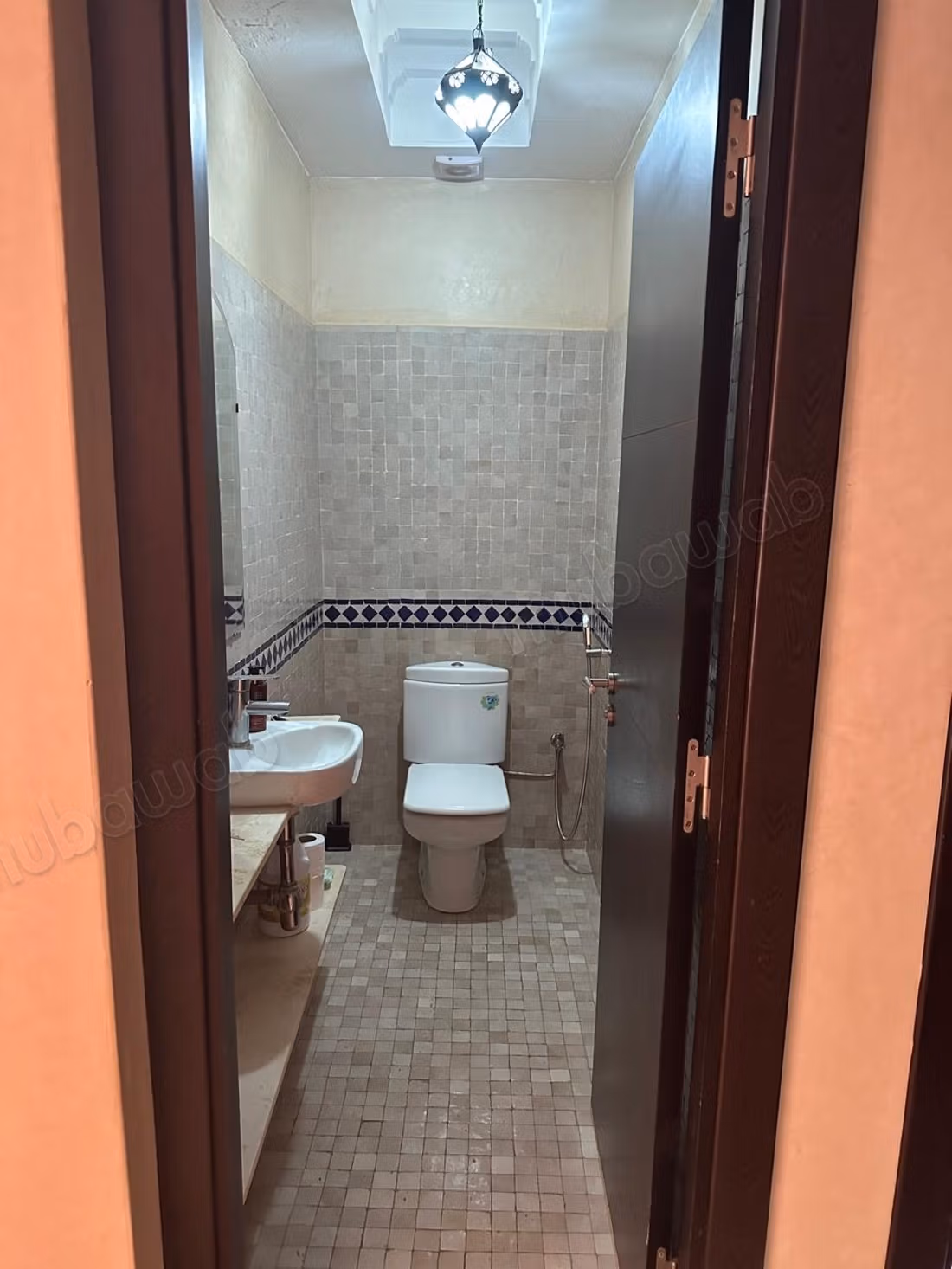 Appartement en vente à Route de l'Ourika. 
3 pièces. 
Cheminée et climatisation