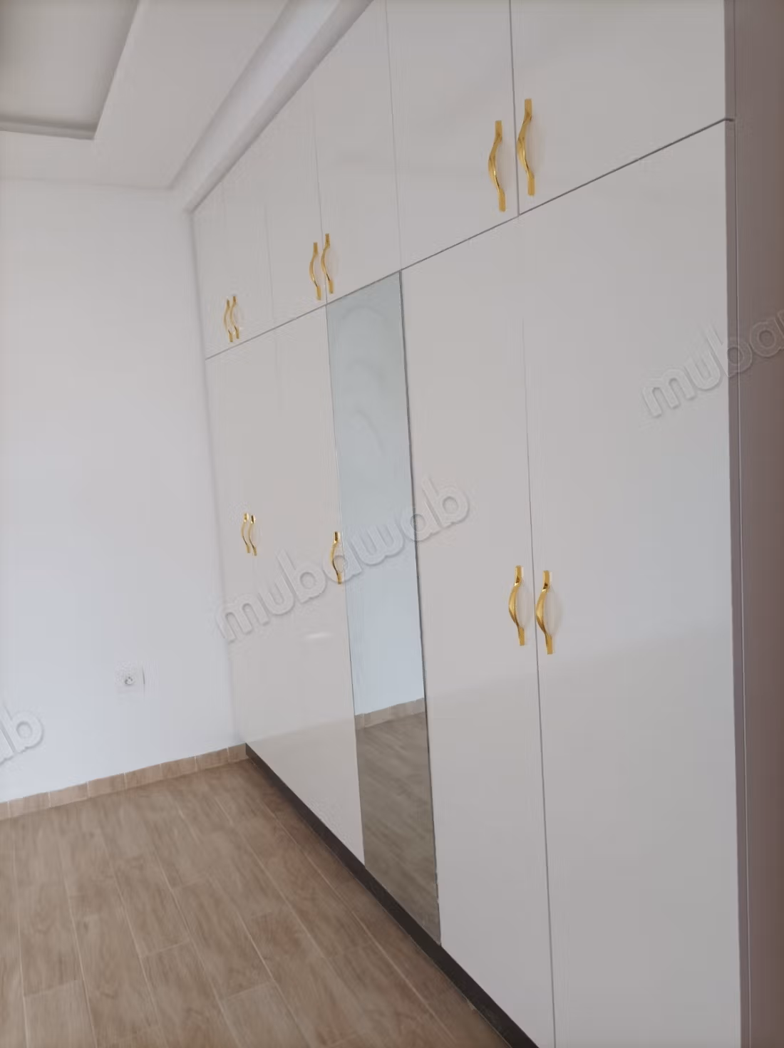 Beautiful and spacious high-standard new apartment