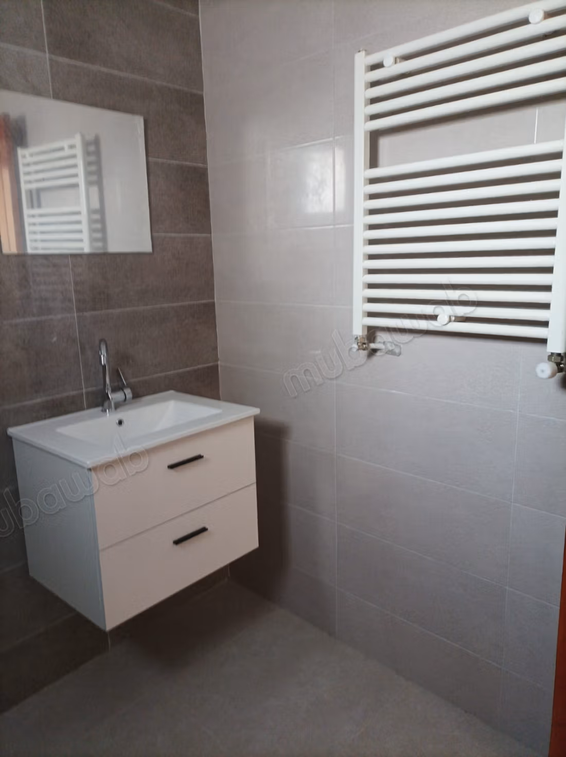 Beautiful and spacious high-standard new apartment