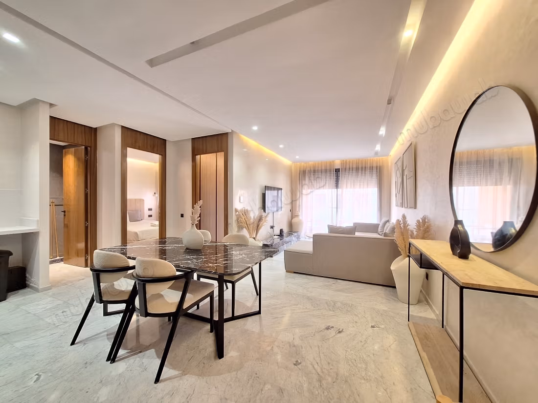 Bellissimo appartamento in affitto a Guéliz. Superficie totale 80 m². Arredato
