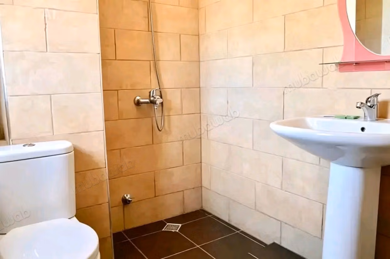 Apartments for rent in Asilah. 2 comfortable rooms. Sturdy door and double glazing system