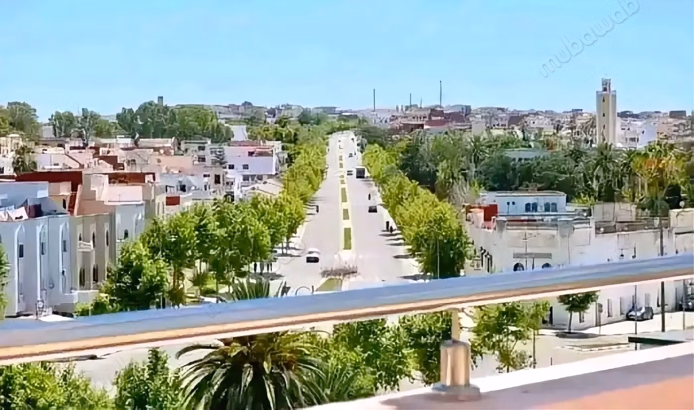 Apartments for rent in Asilah. 2 comfortable rooms. Sturdy door and double glazing system