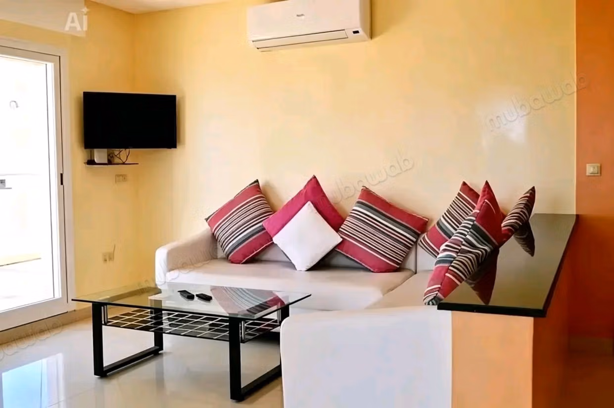 Apartments for rent in Asilah. 2 comfortable rooms. Sturdy door and double glazing system